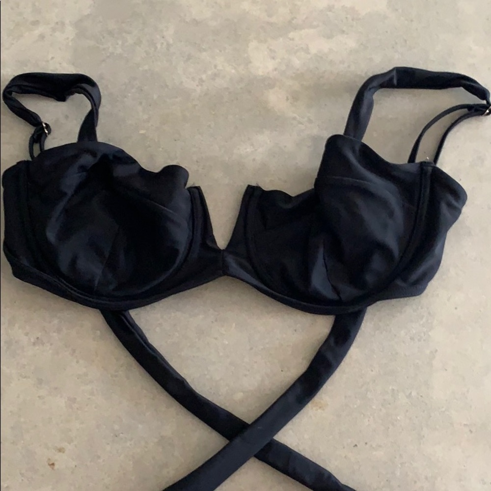 Monday Swimwear bikini top